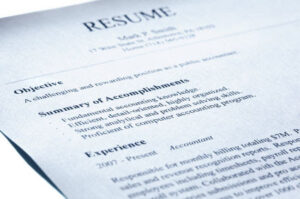 How to Write a Good Scholarship Resume - Free Resume Template Included